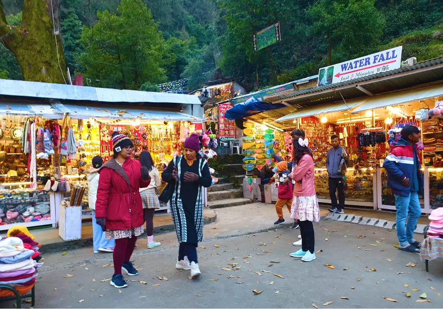 Panchpula Dalhousie market